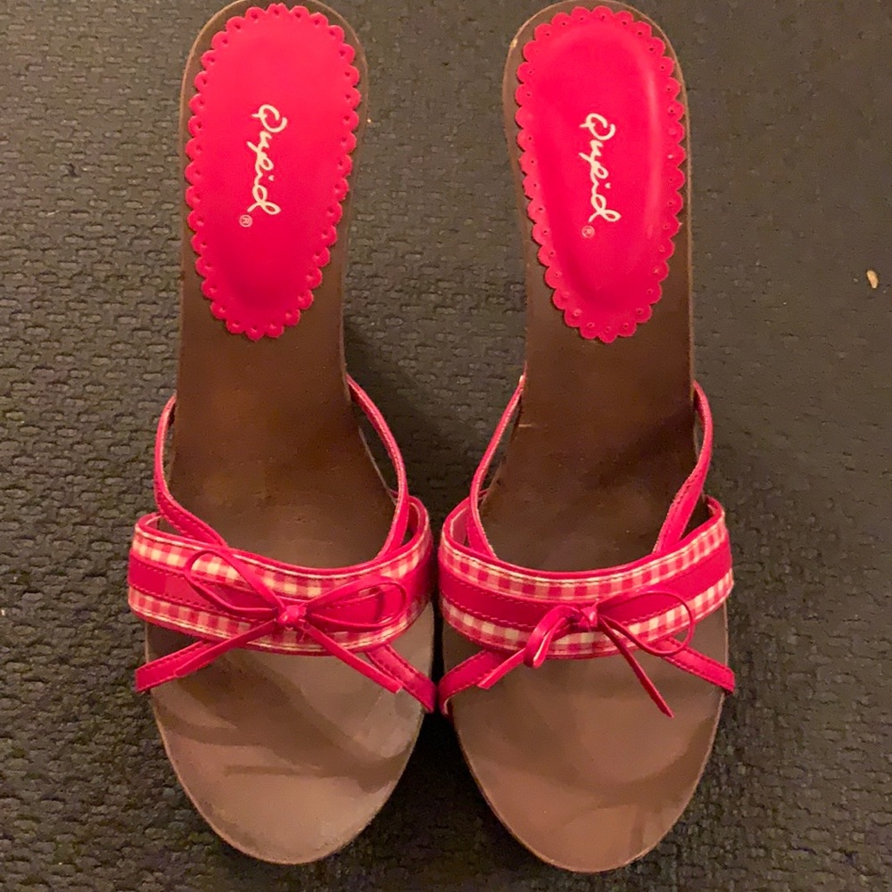 Plaid printed slip ons.